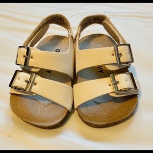 Baby sandals -white